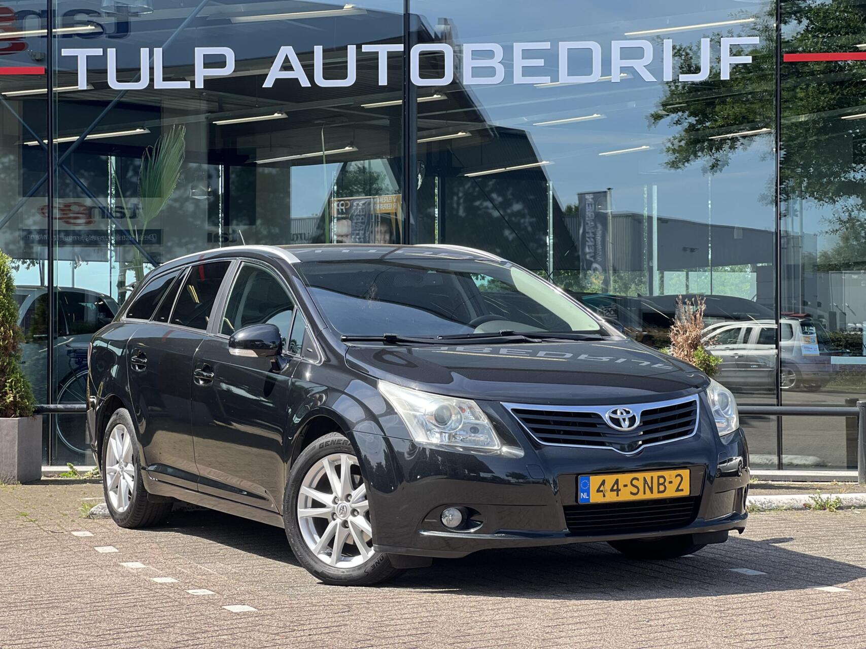 Foto van Toyota Toyota Avensis