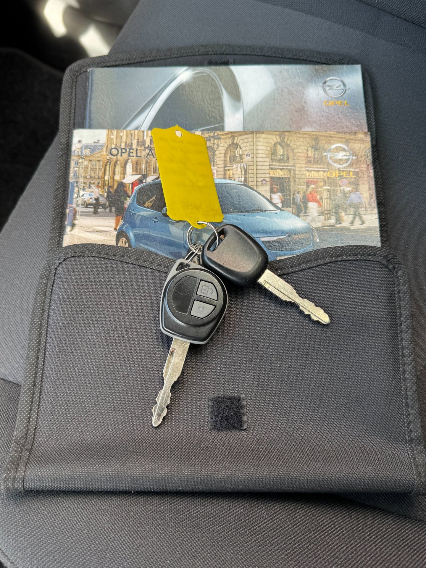 Foto van Opel Agila