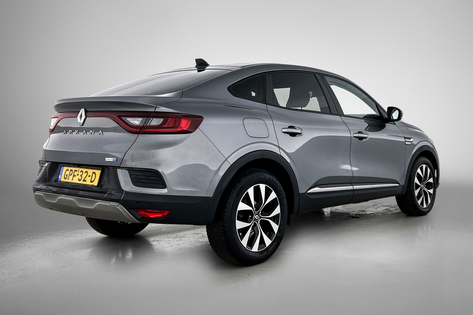 Foto van Renault Arkana E-tech