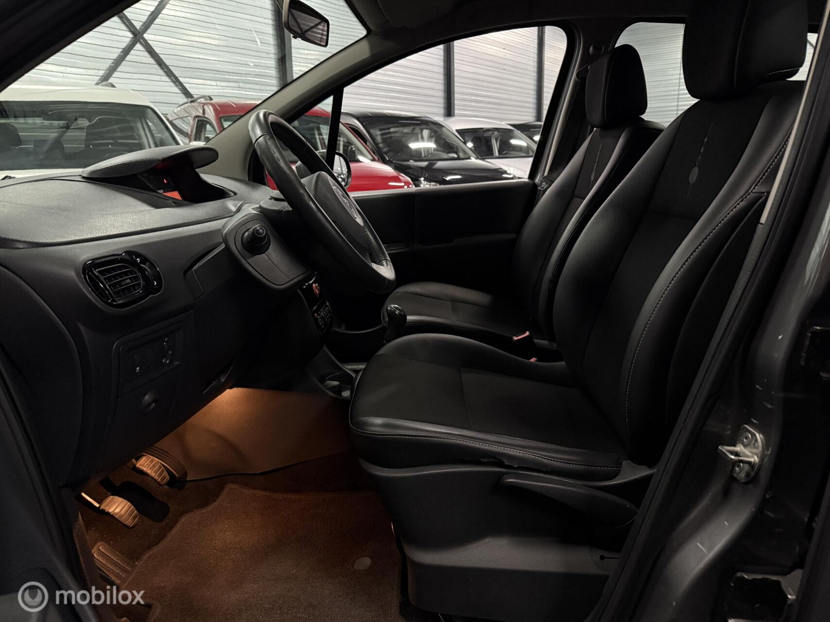 Foto van Renault Modus
