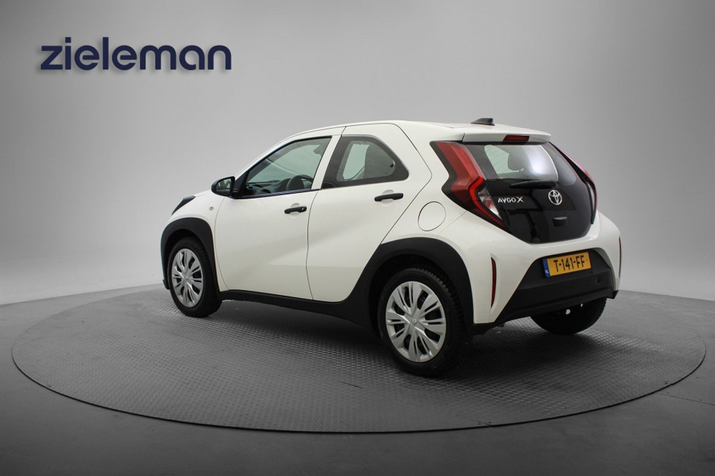 Foto van Toyota Toyota Aygo X