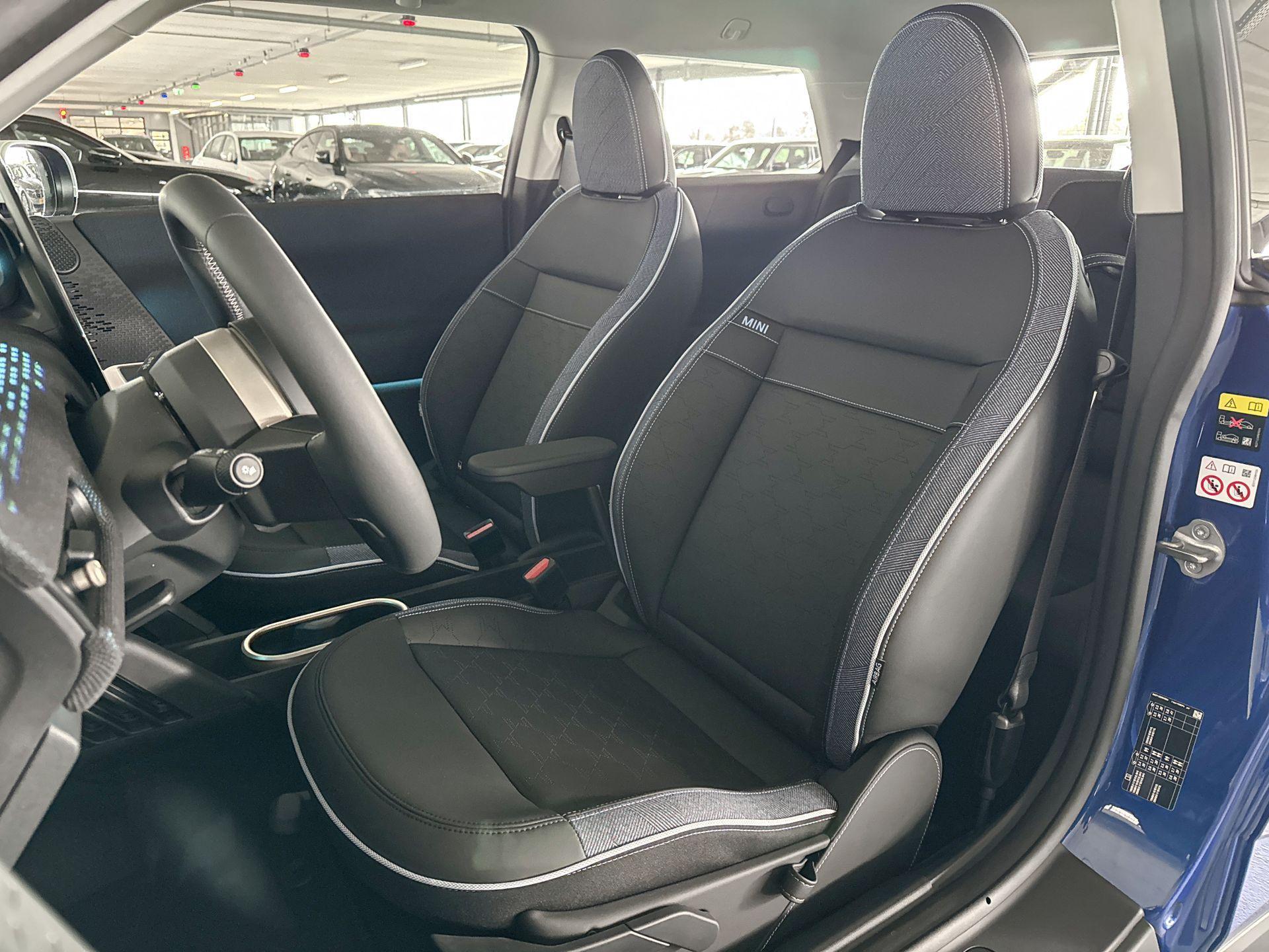 Foto van Mini Cooper E