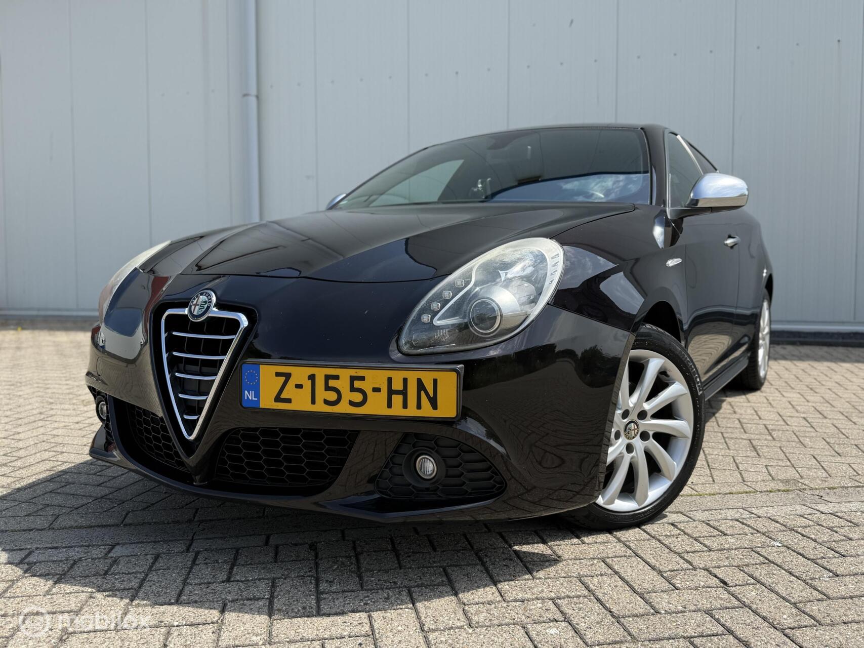 Alfa Romeo Alfa Giulietta 1.4 T Distinctive Airco 5-deurs Metalic 2012 - voorkant