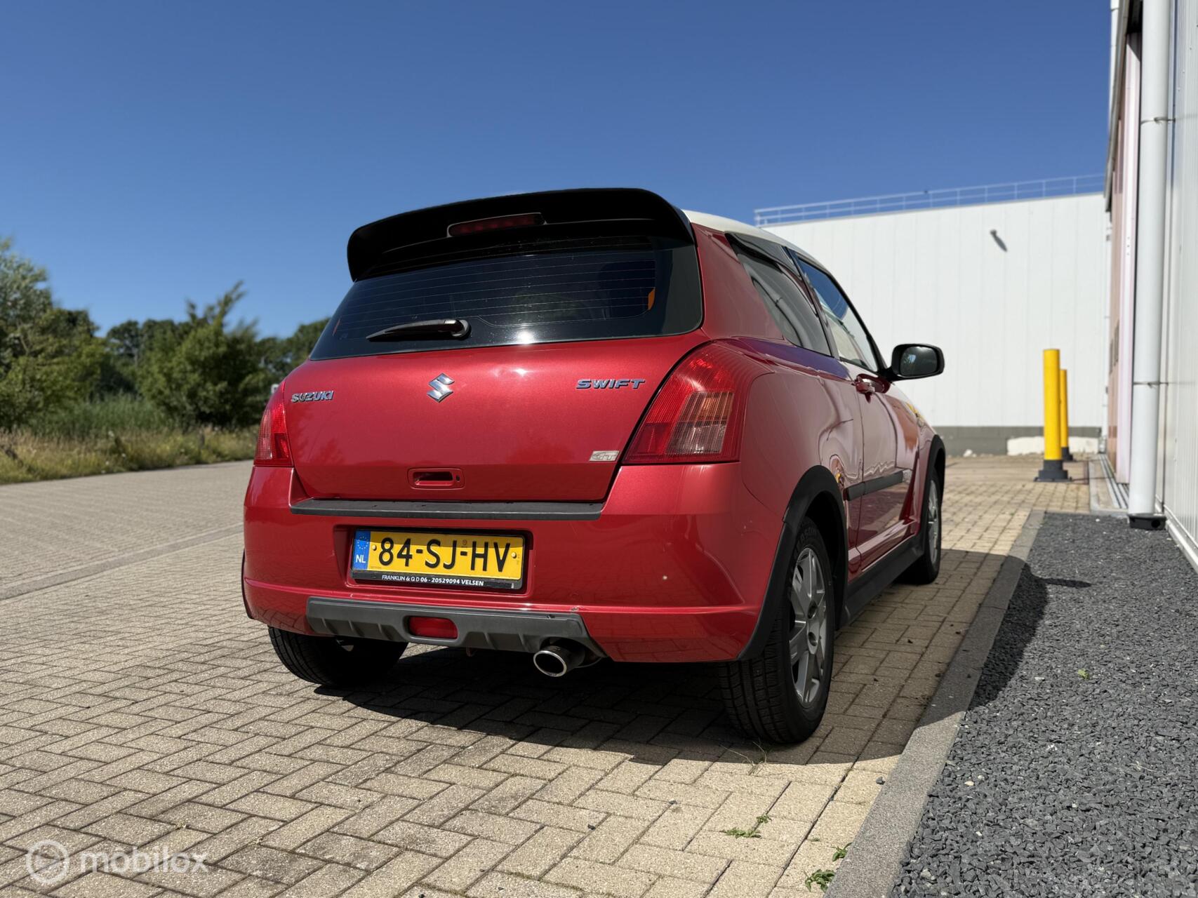 Foto van Suzuki Swift