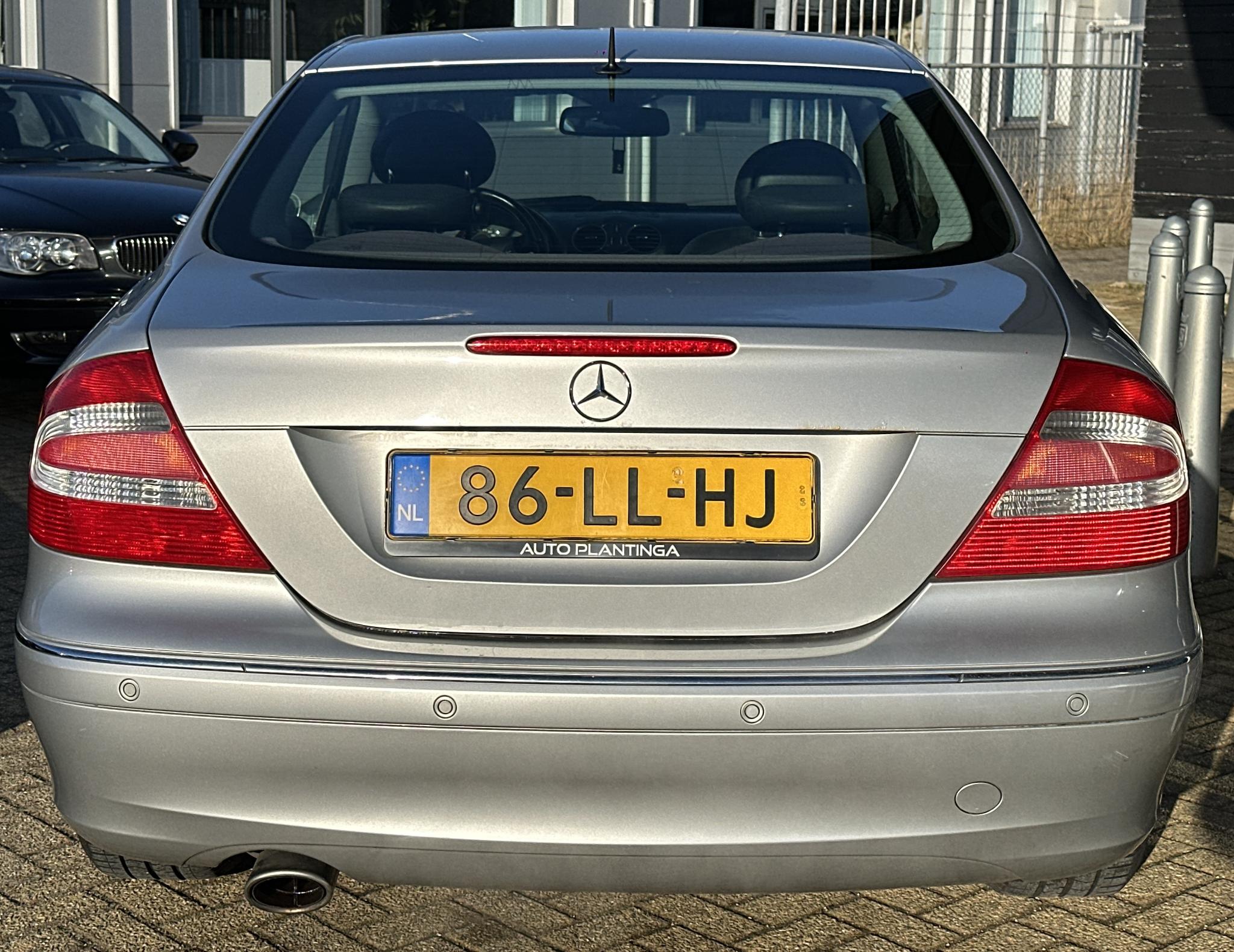 Foto van Mercedes-Benz CLK 240