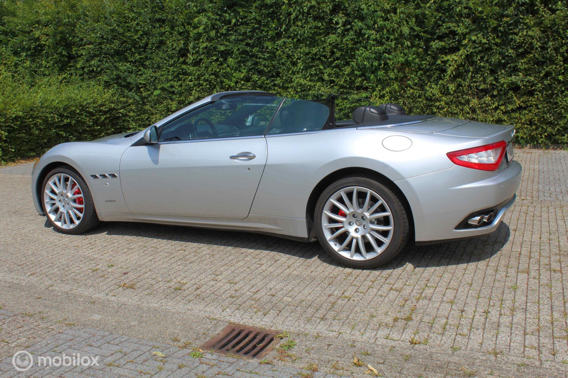 Foto van Maserati Grancabrio