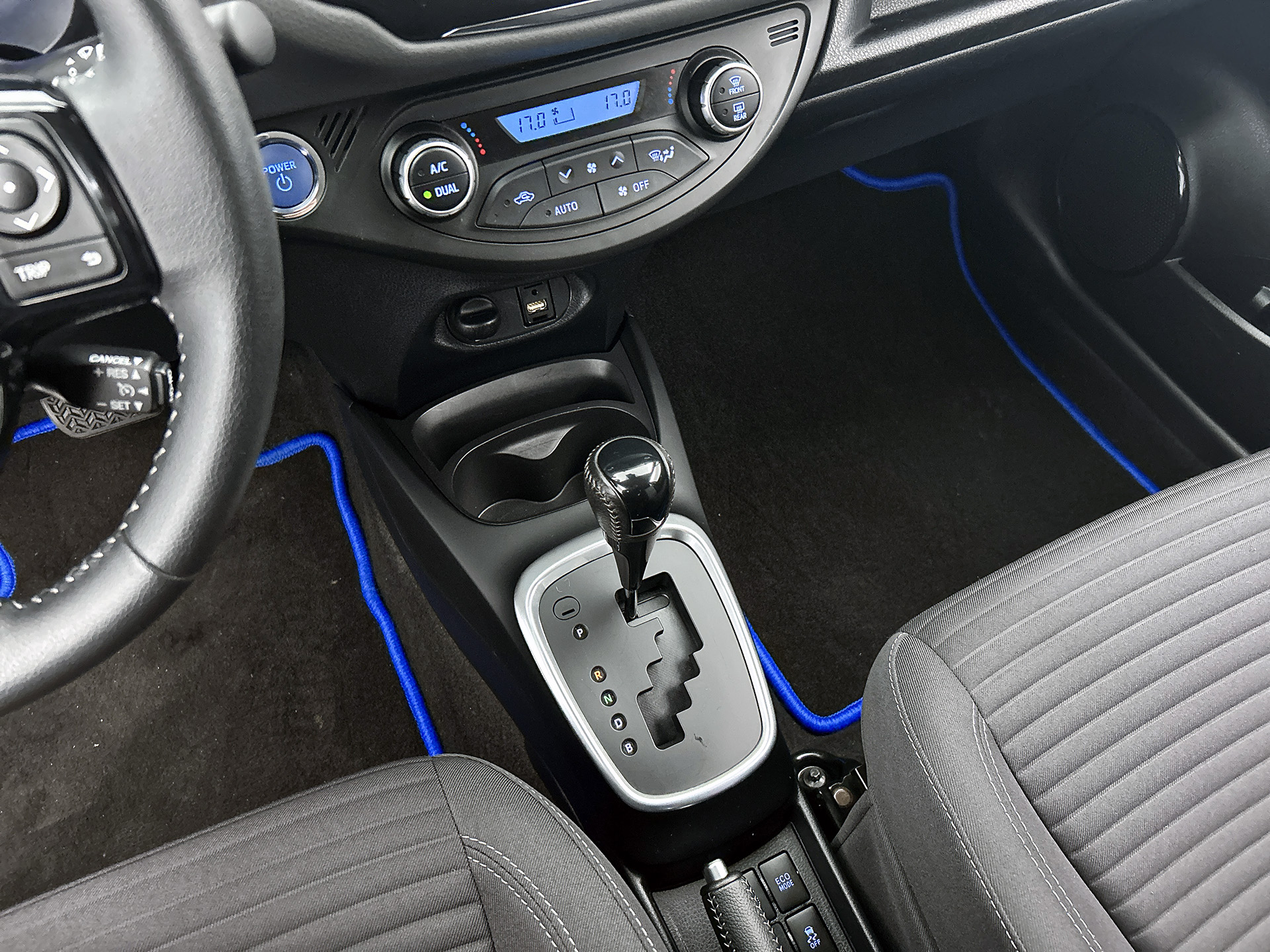 Foto van Toyota Toyota Yaris Hybrid