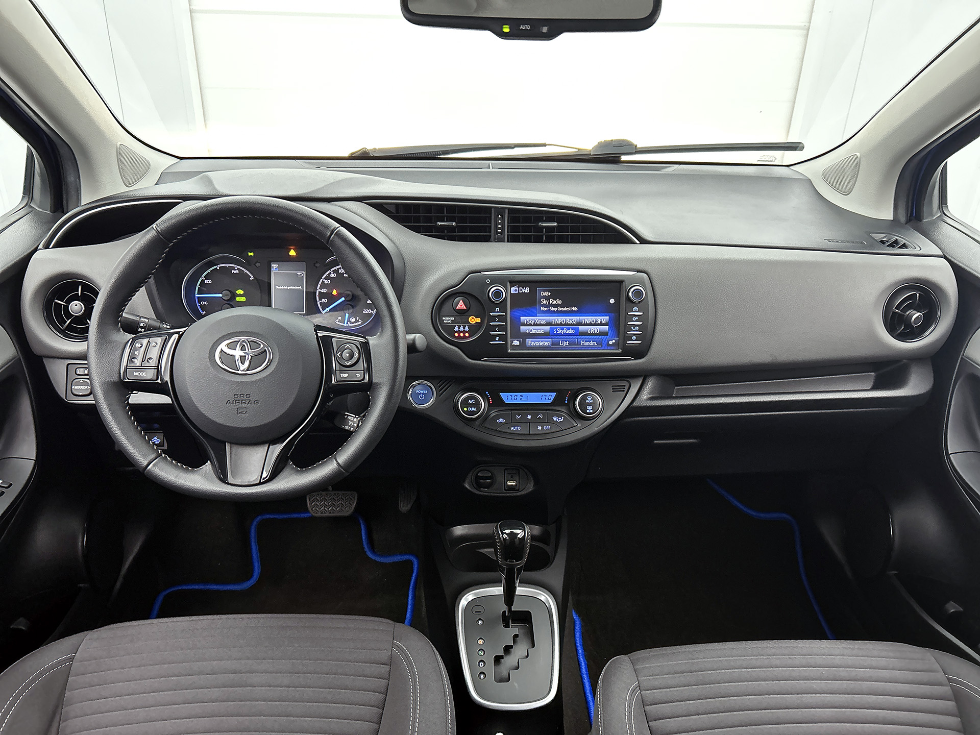 Foto van Toyota Toyota Yaris Hybrid