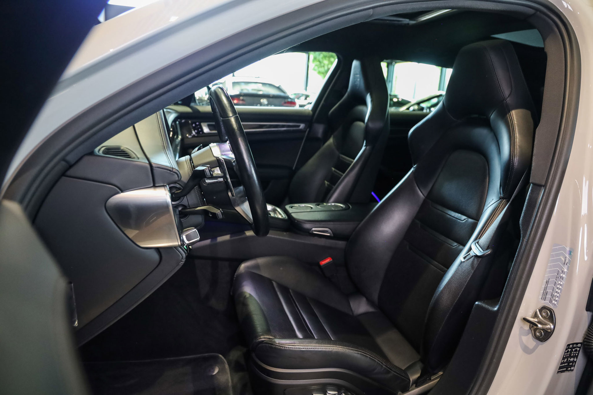 Foto van Porsche Panamera 4 E-hybrid