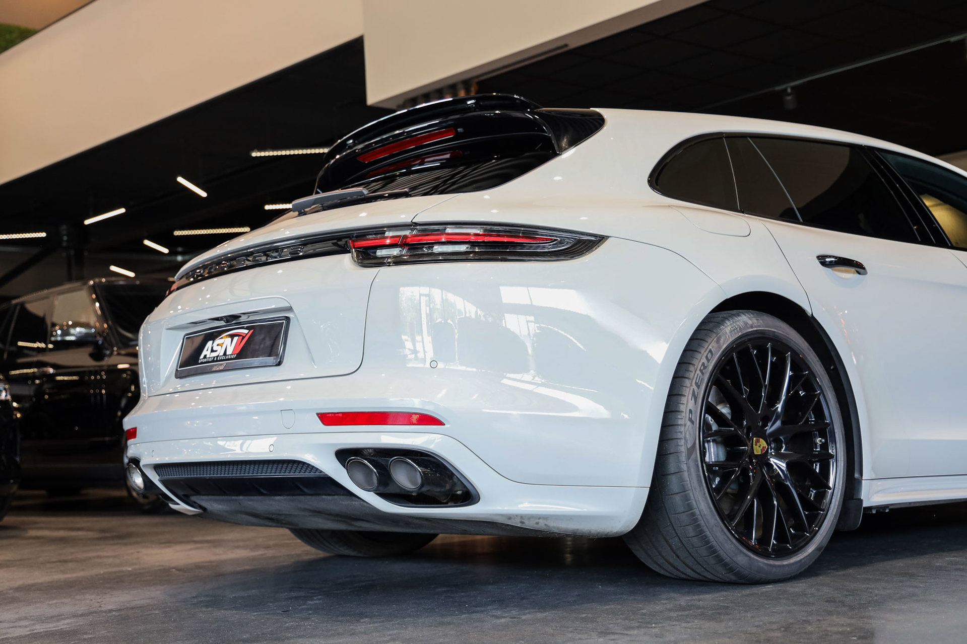 Foto van Porsche Panamera 4 E-hybrid