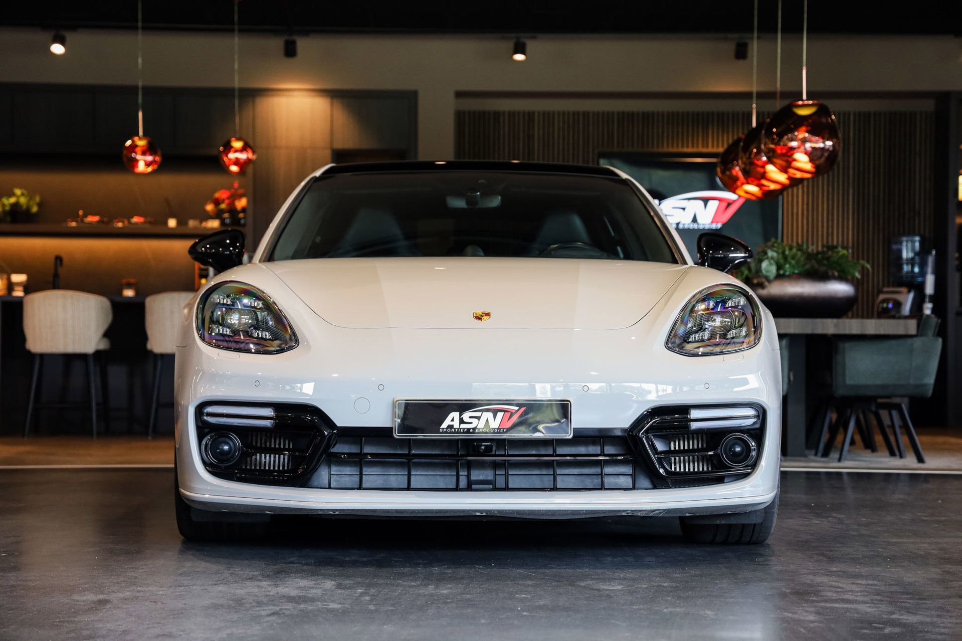 Foto van Porsche Panamera 4 E-hybrid