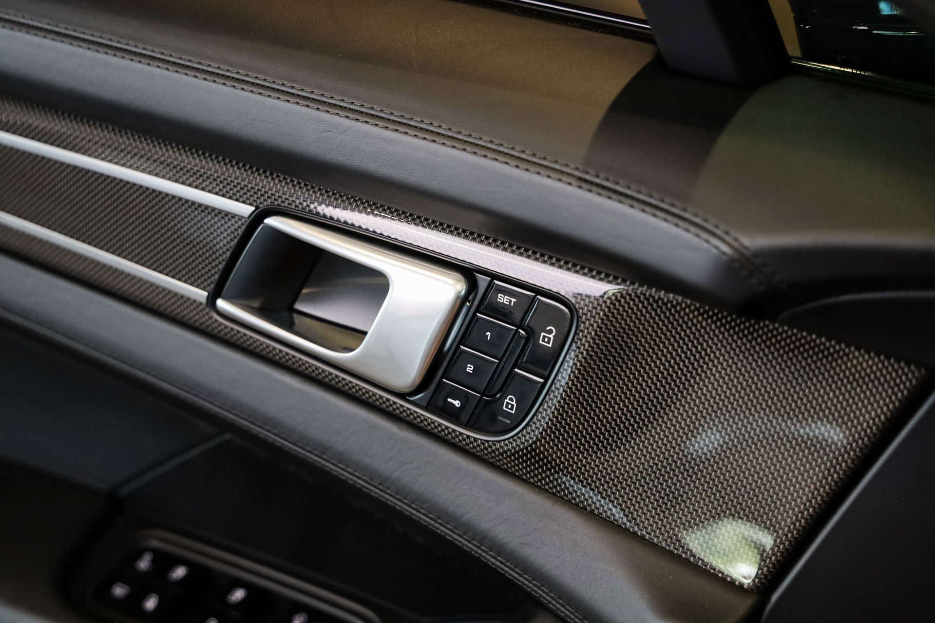 Foto van Porsche Panamera 4 E-hybrid