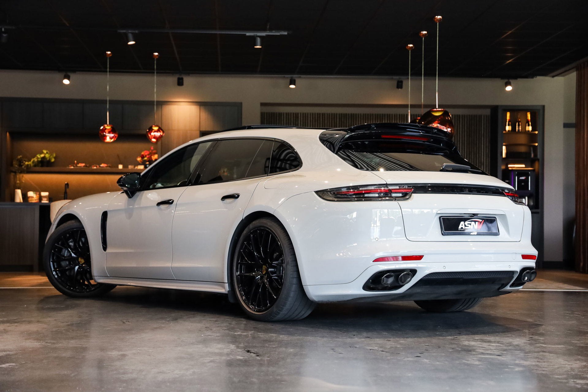 Foto van Porsche Panamera 4 E-hybrid