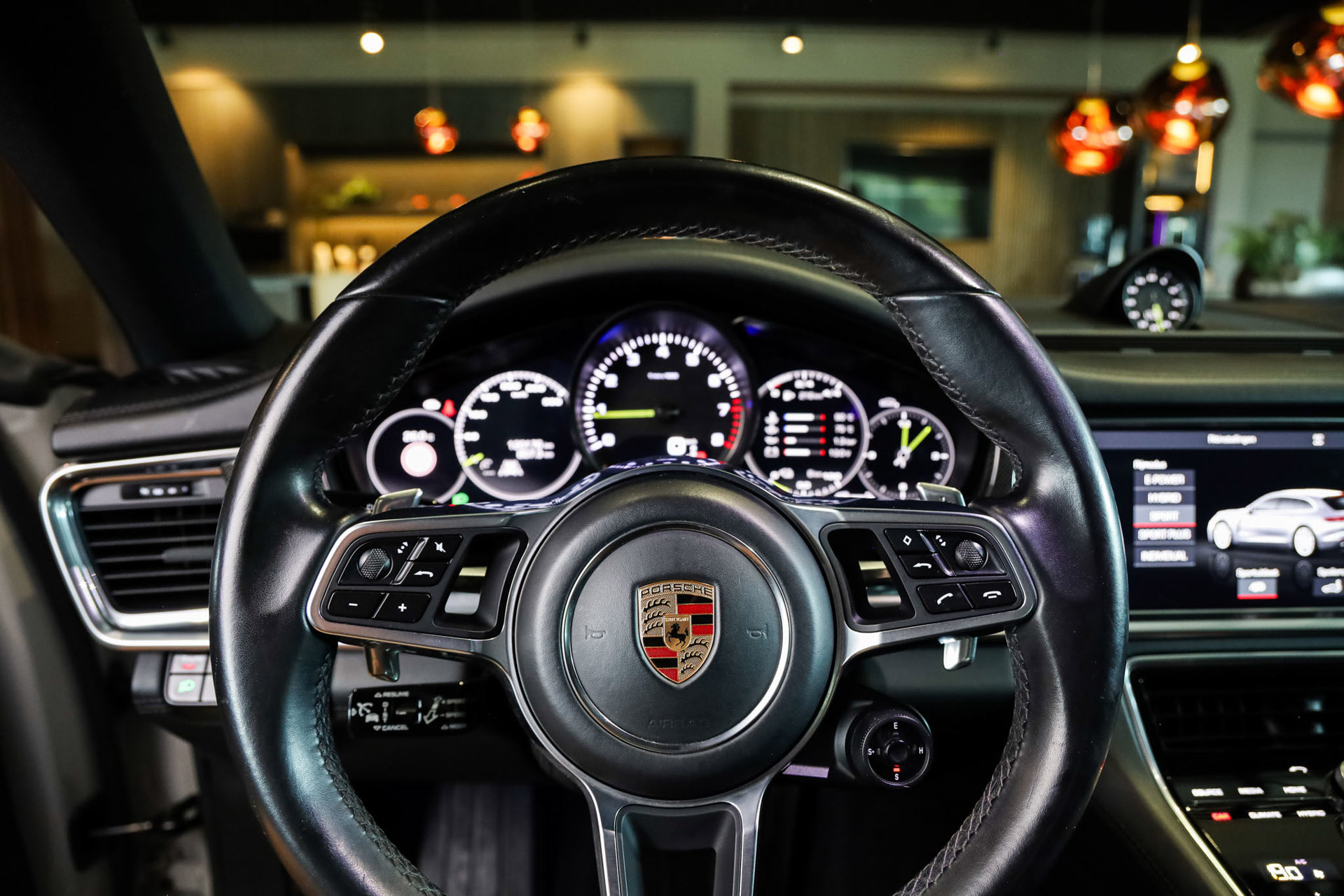 Foto van Porsche Panamera 4 E-hybrid