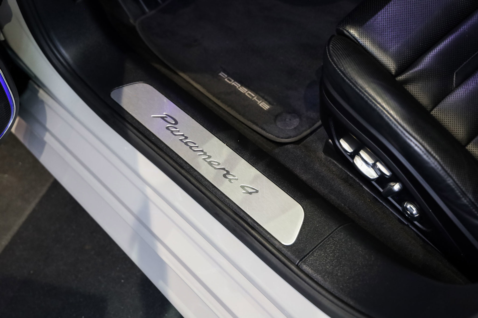 Foto van Porsche Panamera 4 E-hybrid