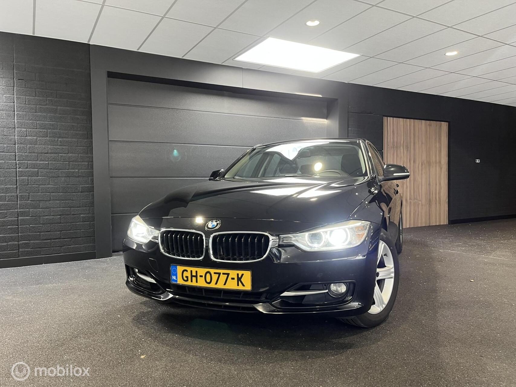 Foto van BMW 320i