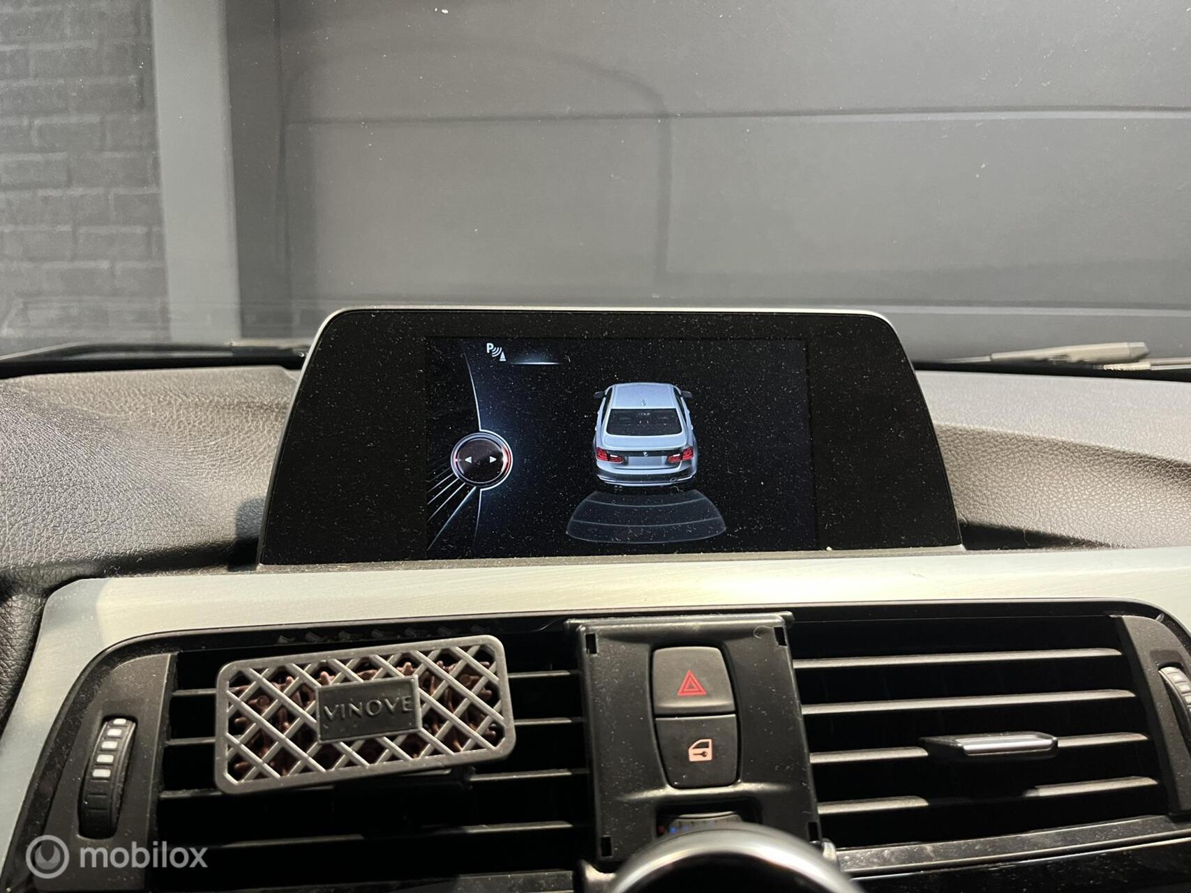 Foto van BMW 320i