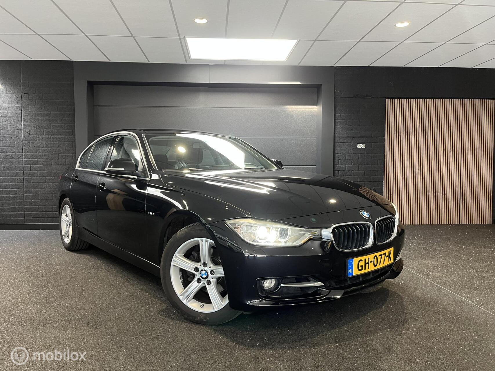 Foto van BMW 320i