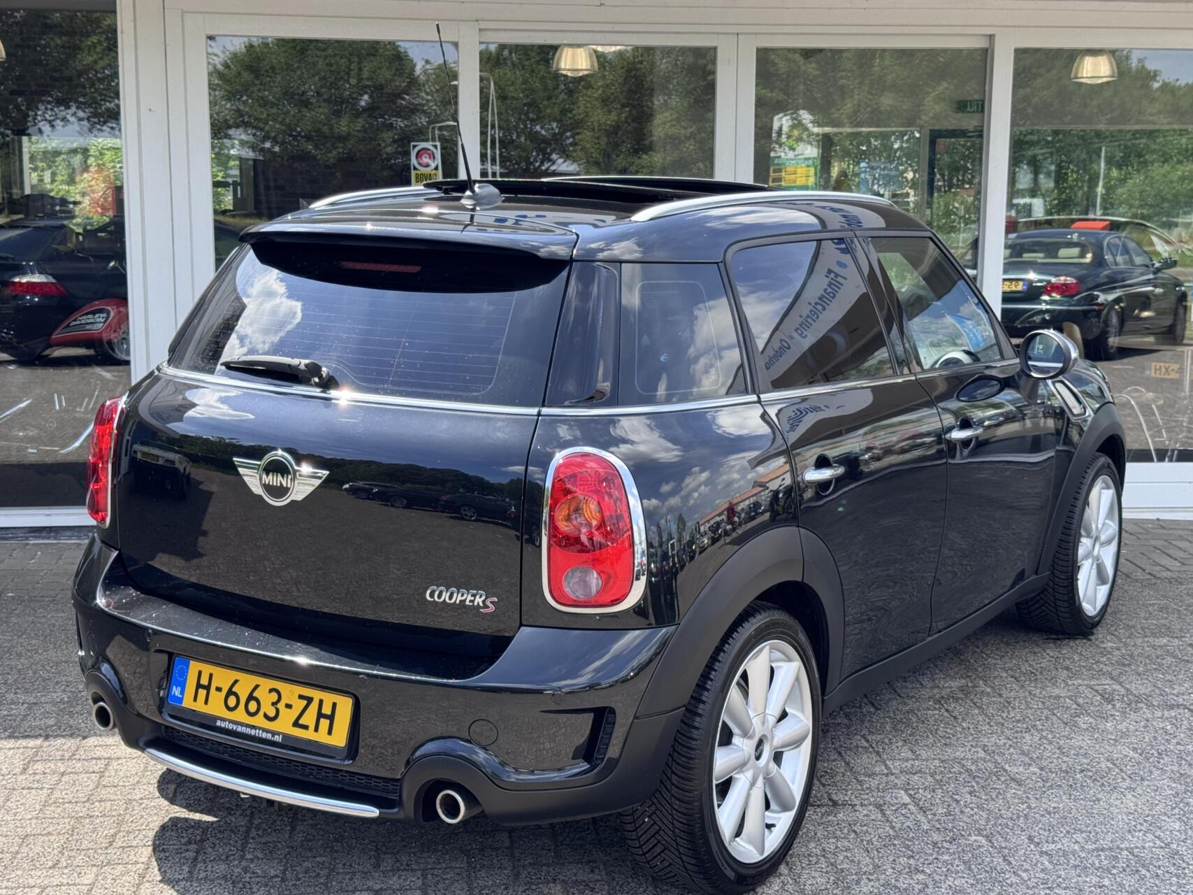 Foto van Mini Cooper S Countryman