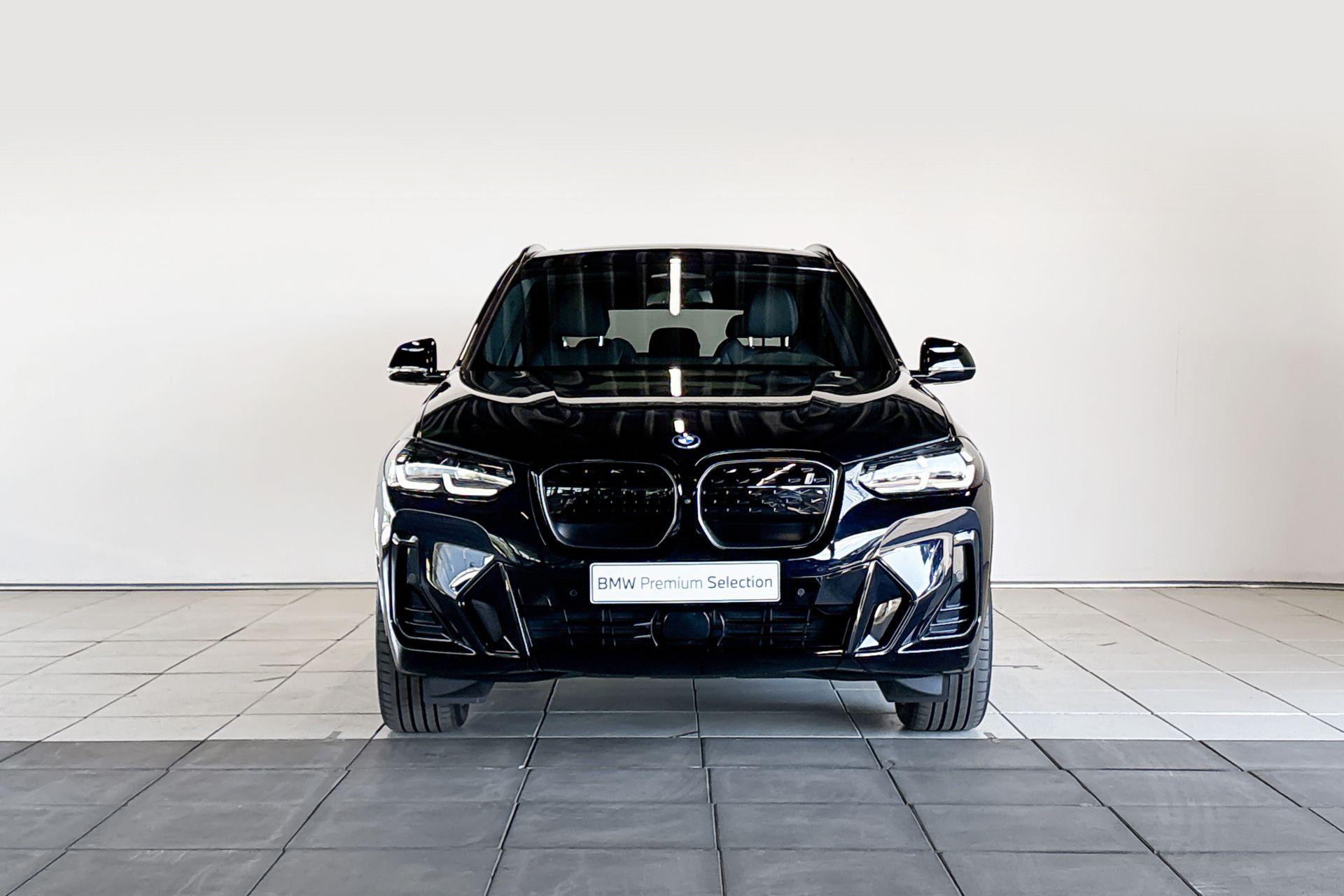 Foto van BMW Ix3