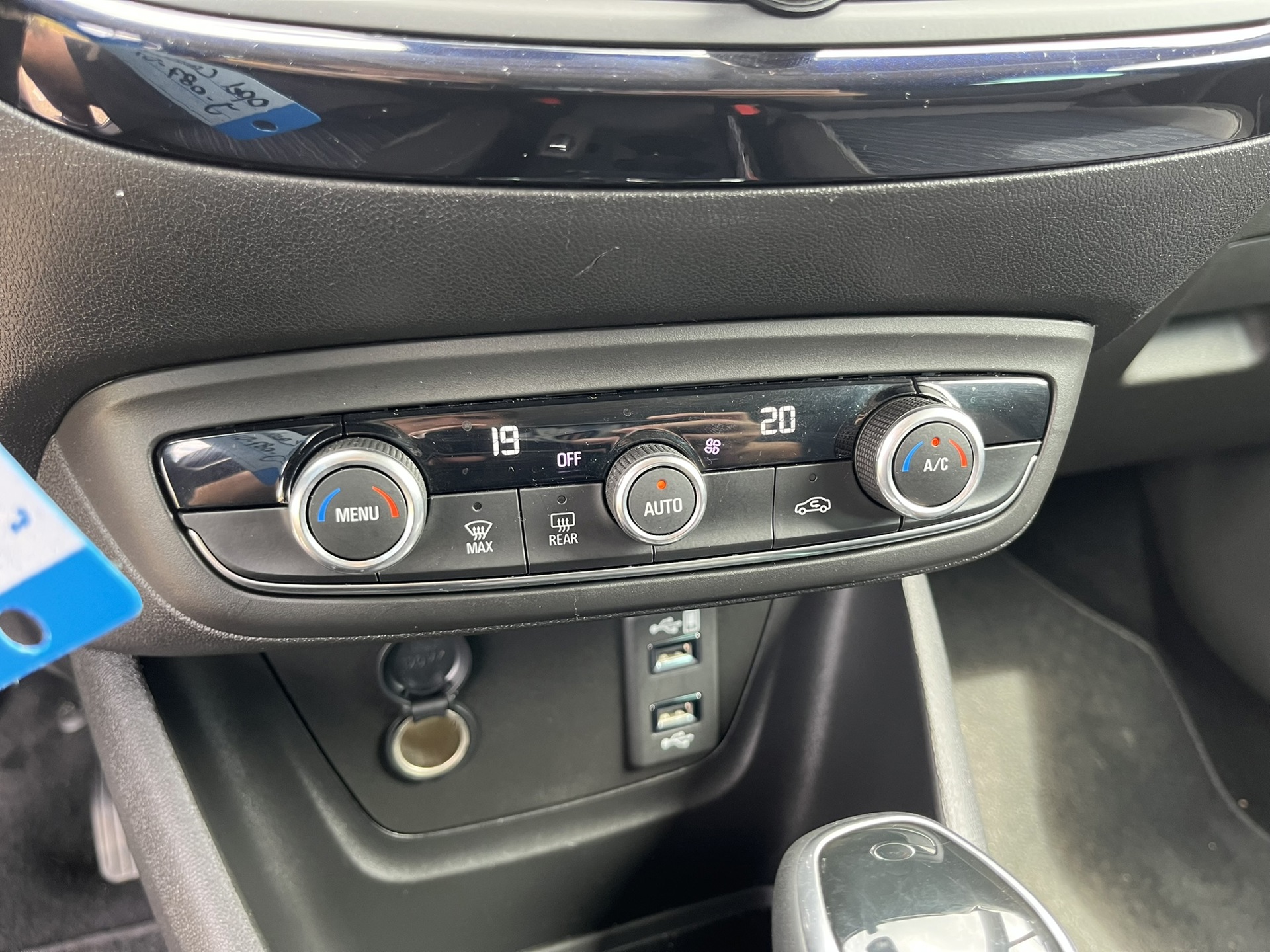 Foto van Opel Crossland X