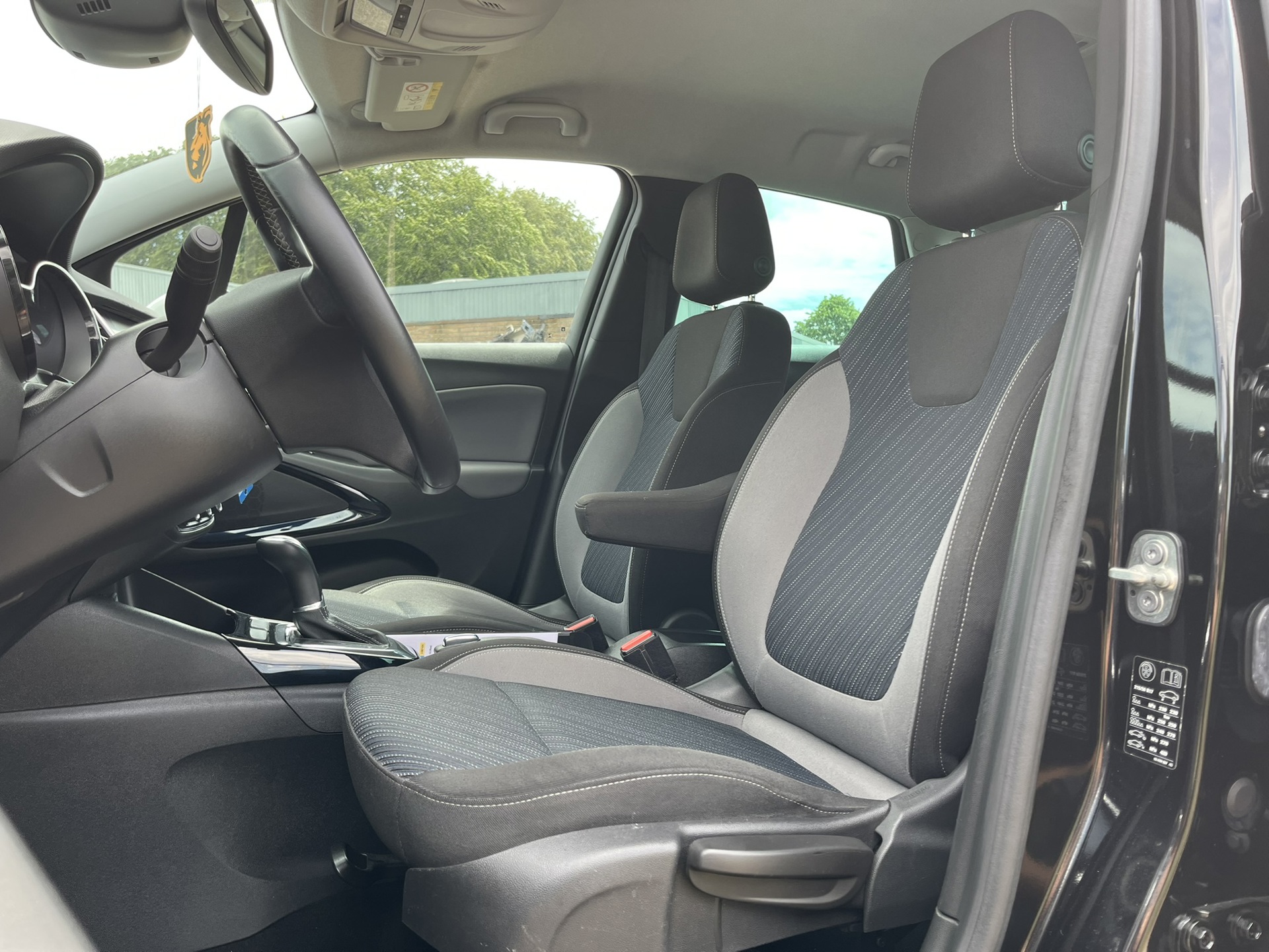 Foto van Opel Crossland X