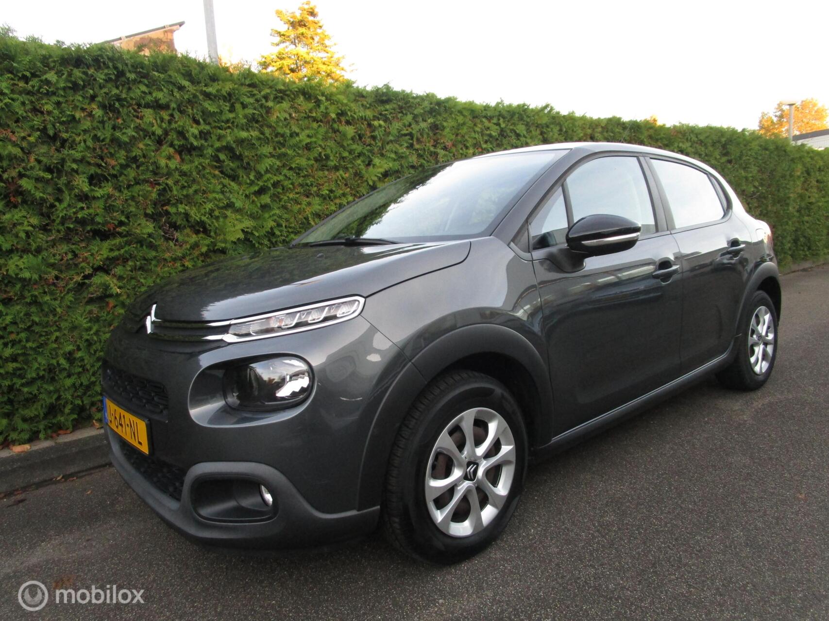 Citroen C3 1.2 82 PK - AIRCO - TREKHAAK - 71.000 KM ! 2017 - voorkant
