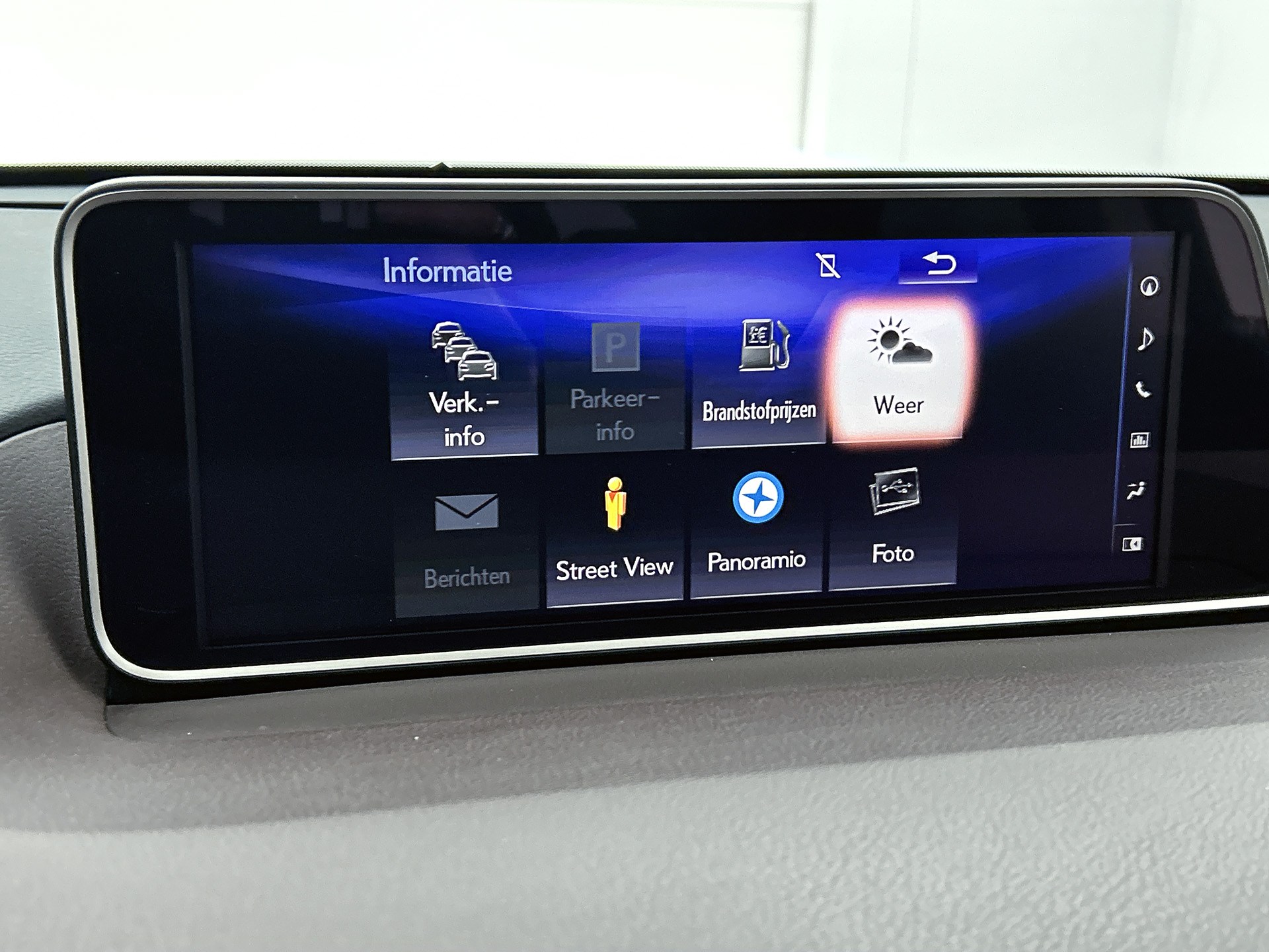 Foto van Lexus Lexus Rx450h