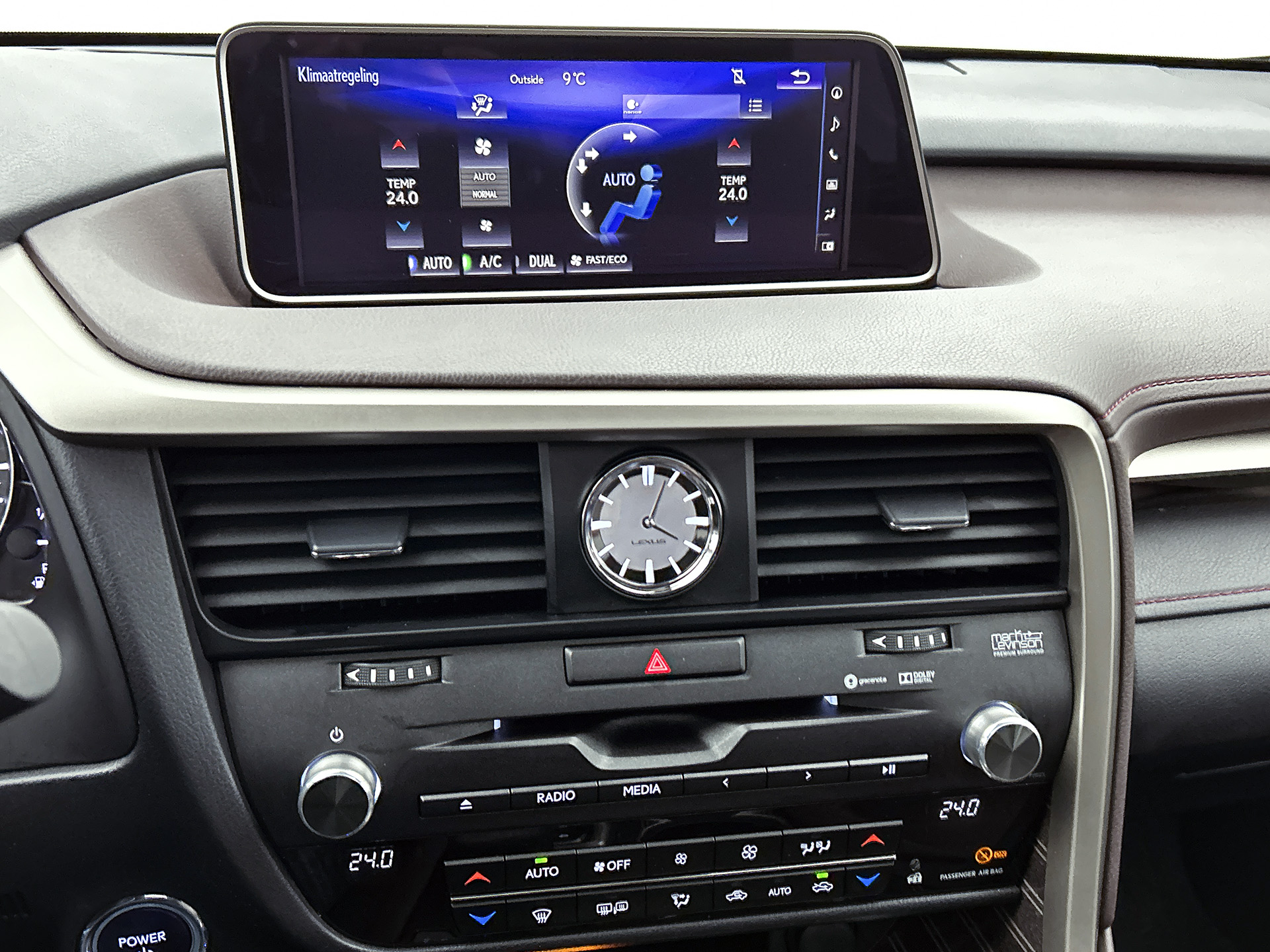 Foto van Lexus Lexus Rx450h