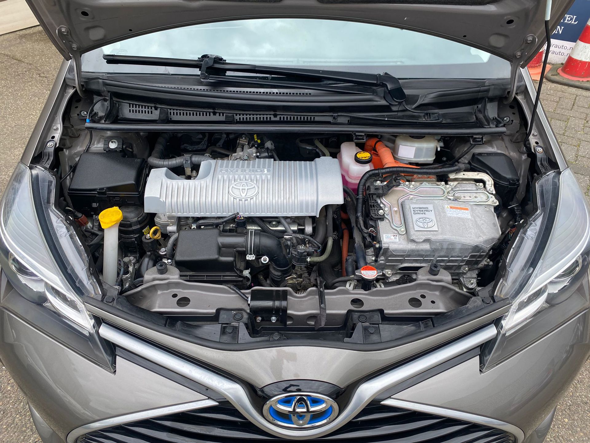 Foto van Toyota Toyota Yaris Hybrid