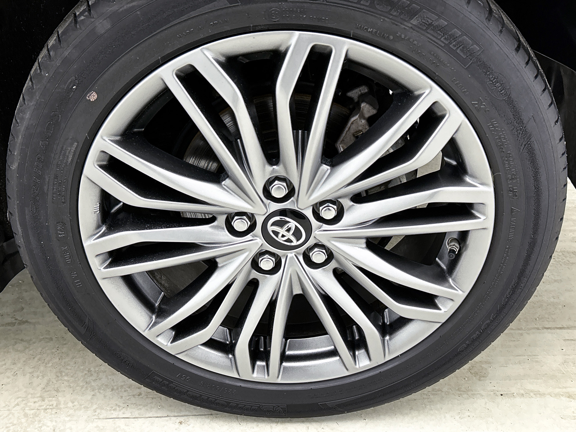 Foto van Toyota Toyota C-hr