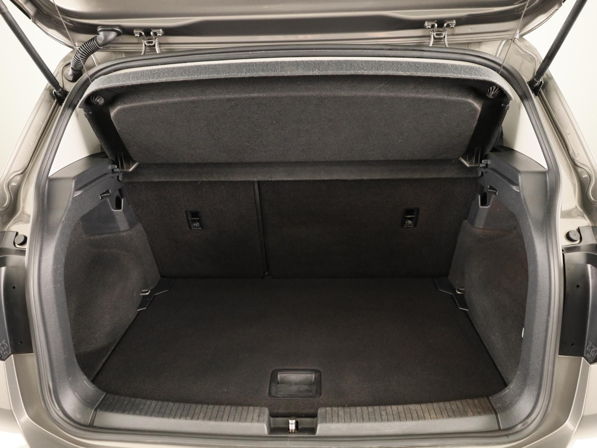 Foto van Volkswagen T-cross