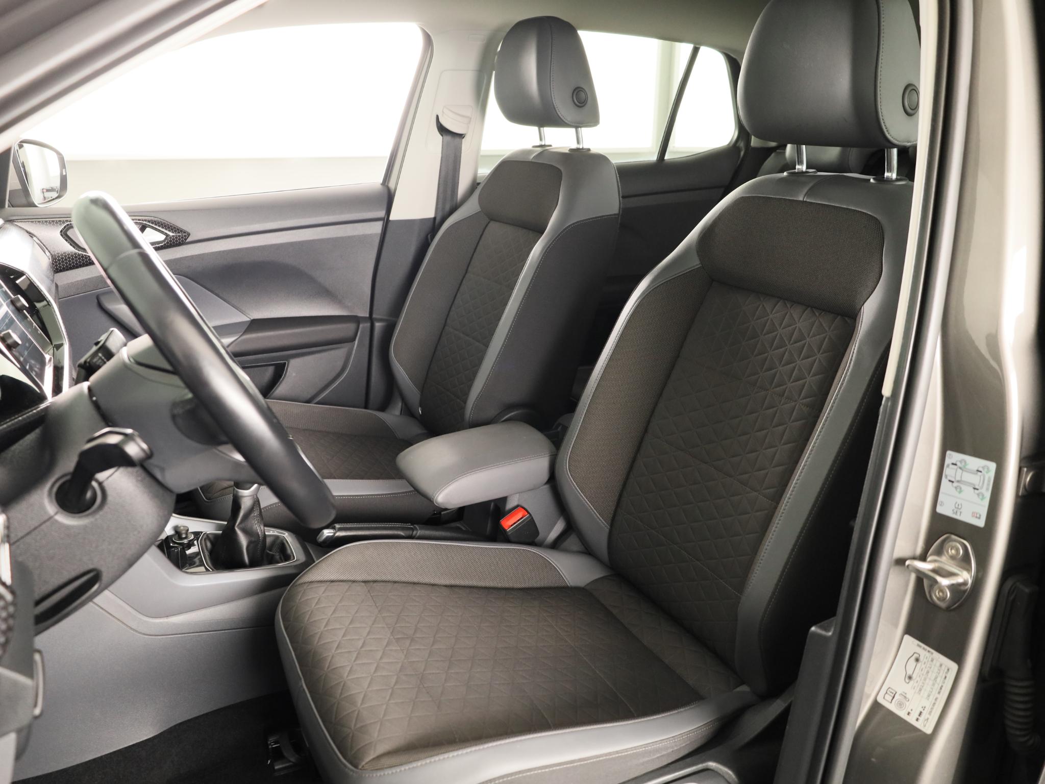 Foto van Volkswagen T-cross