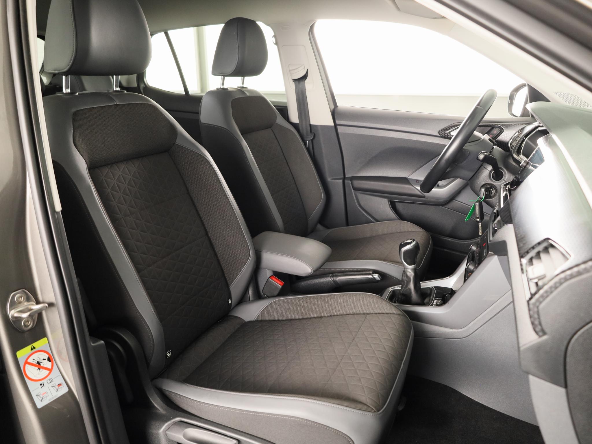 Foto van Volkswagen T-cross