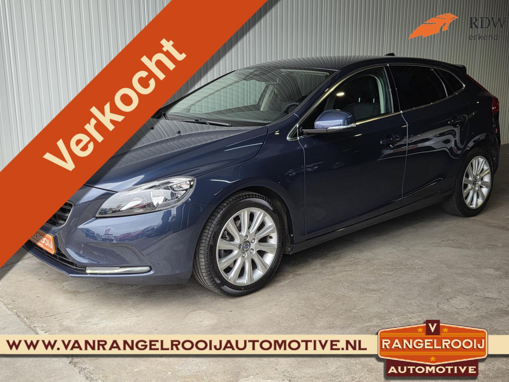 Volvo V40 1.6 T4 Momentum Automaat, trekh., clima, cruise, 17" lmv 2014 - voorkant