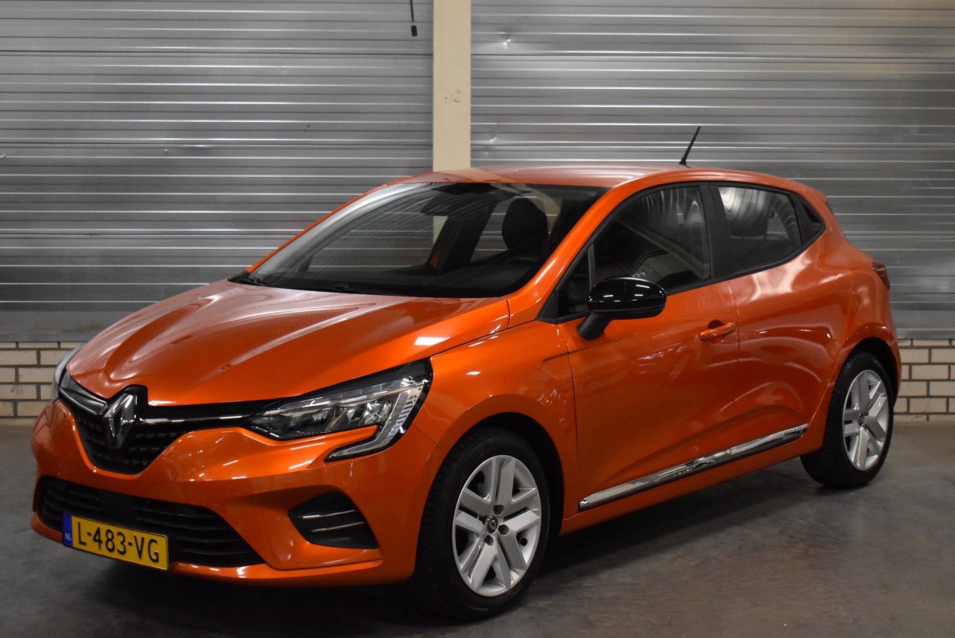 Renault Clio 1.0 TCe Zen + Android Auto|Carplay|Parkeersensoren|Cruise Control| 2021 - voorkant