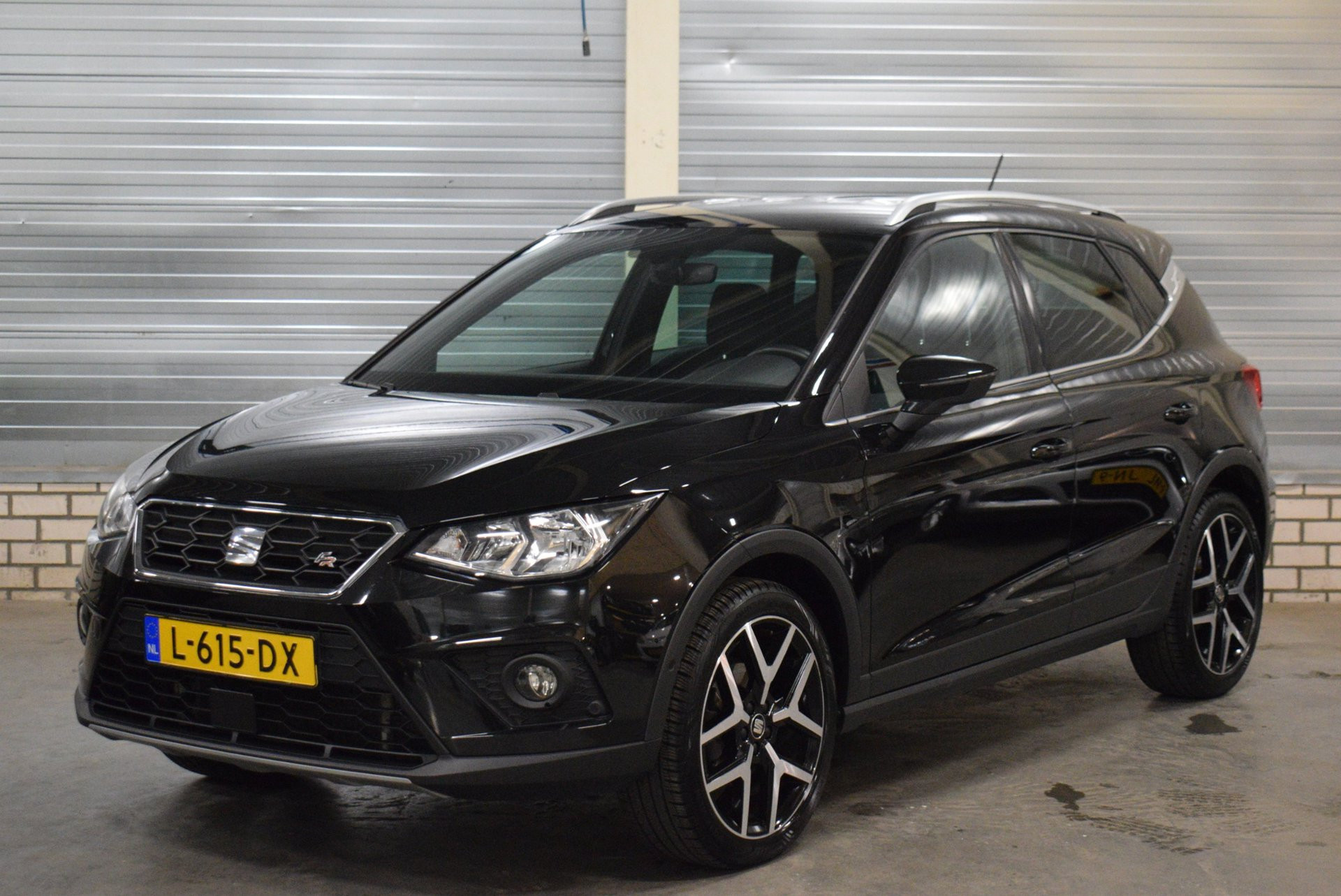 Seat Arona 1.0 TSI FR Business Intense 110PK + Adroid Auto|Carplay|Climate Control|Parkeerassist|Trekhaak| 2021 - voorkant