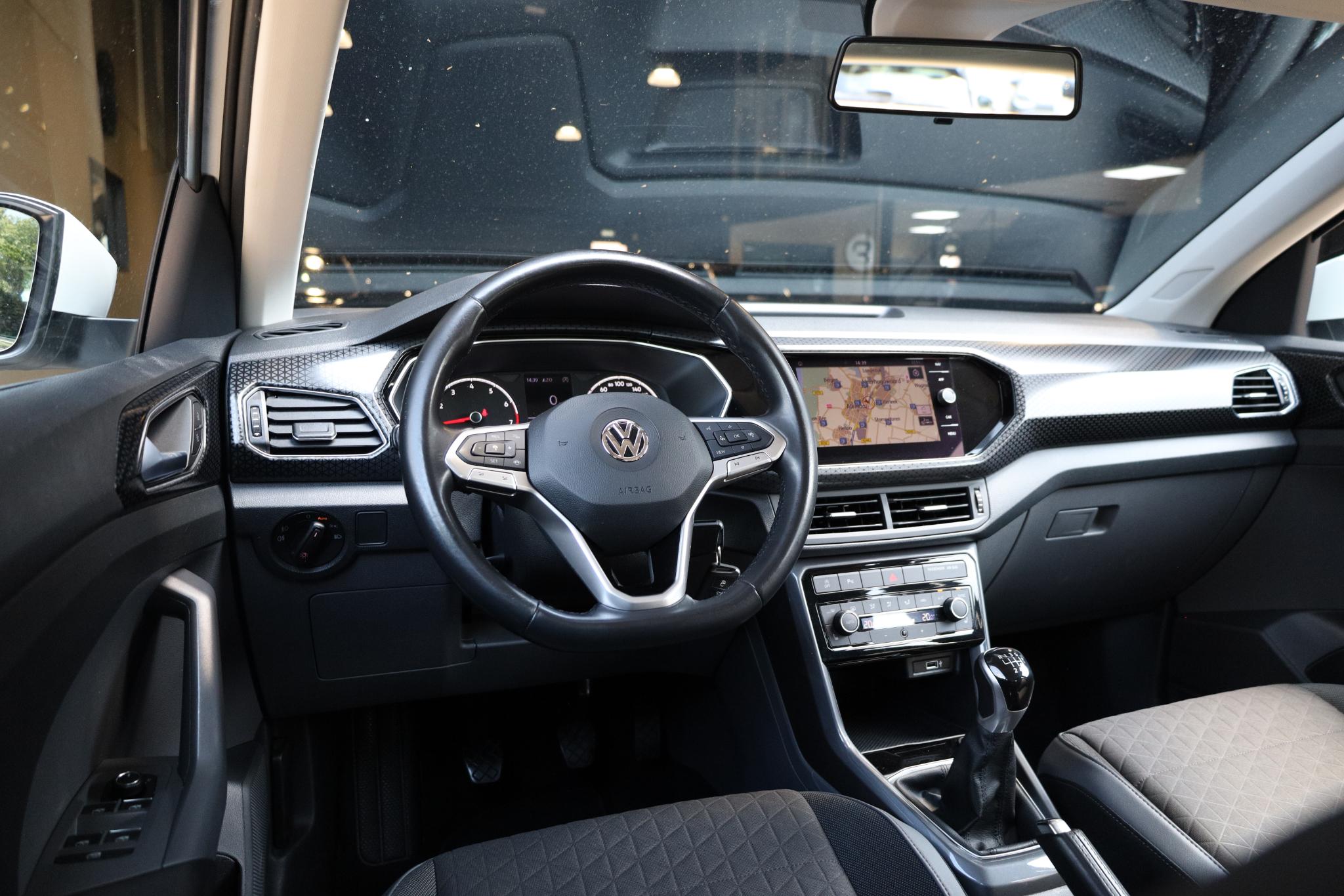 Foto van Volkswagen T-cross