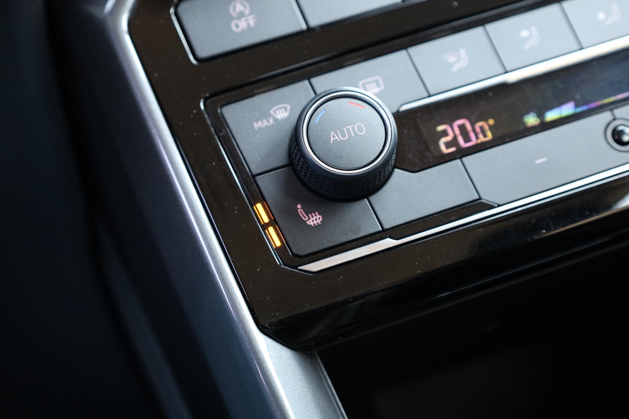 Foto van Volkswagen T-cross