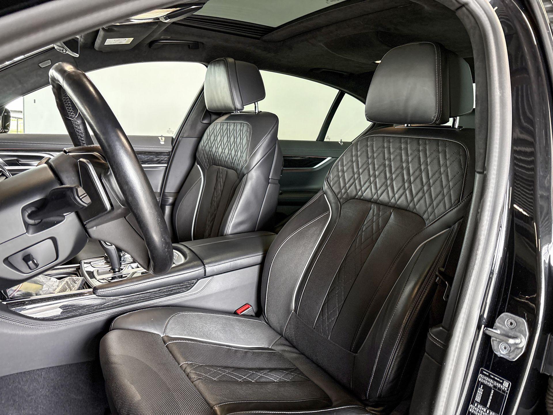 Foto van BMW 730d