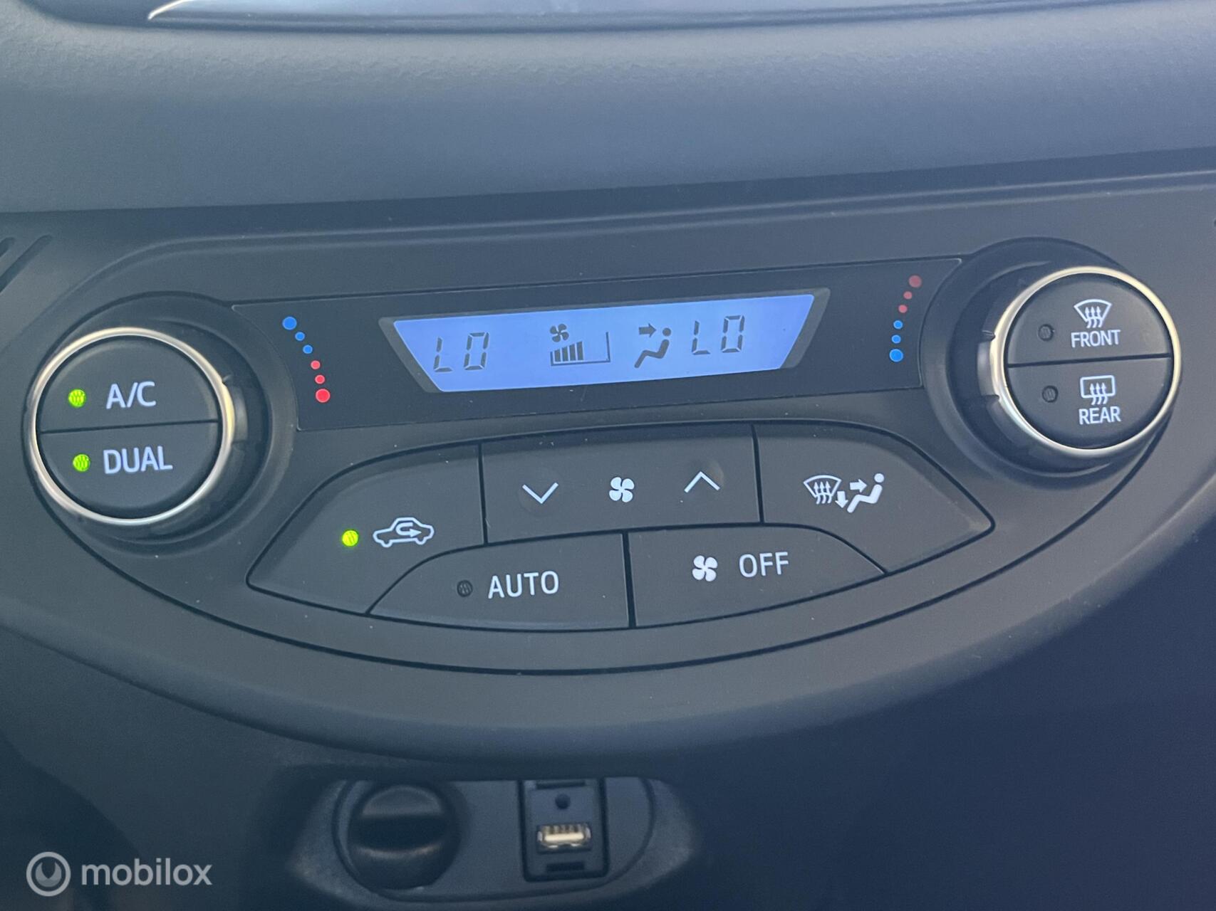 Foto van Toyota Toyota Yaris Hybrid