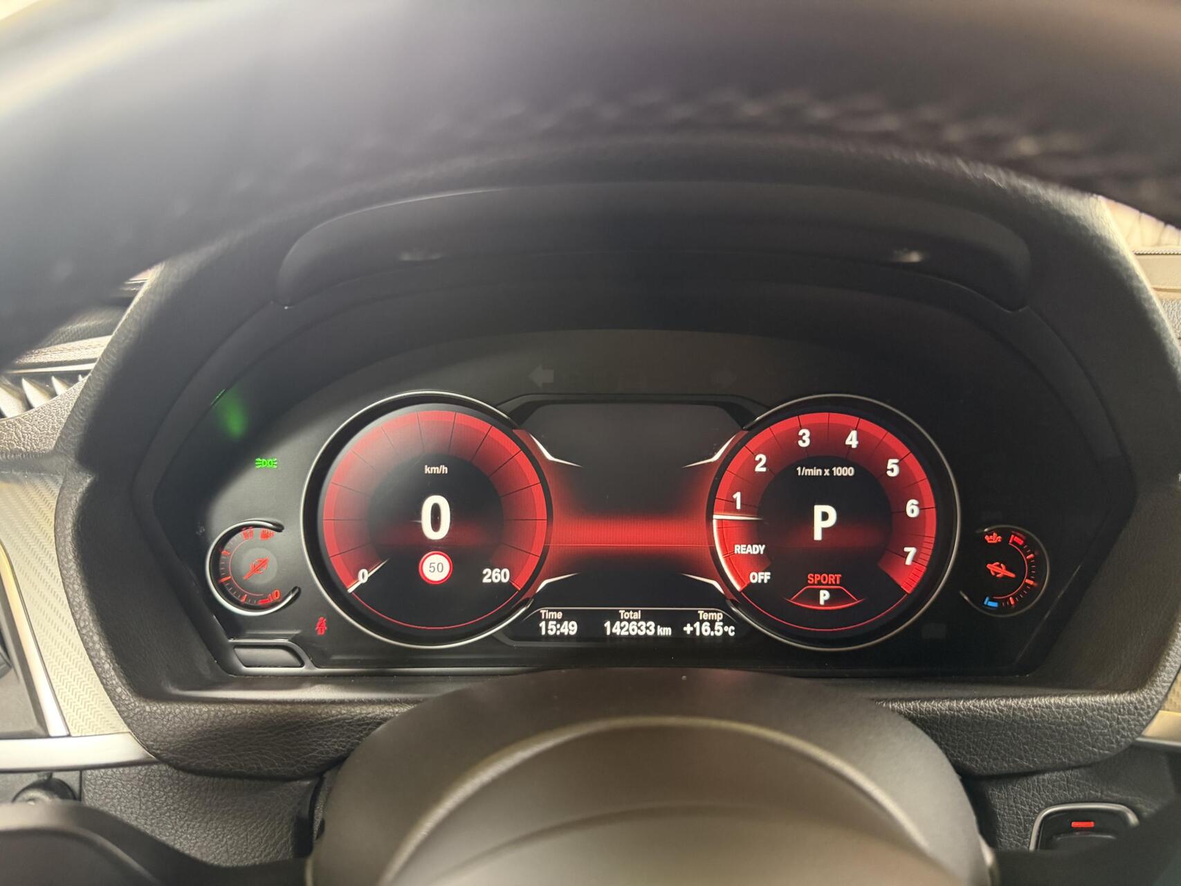 Foto van BMW 330i