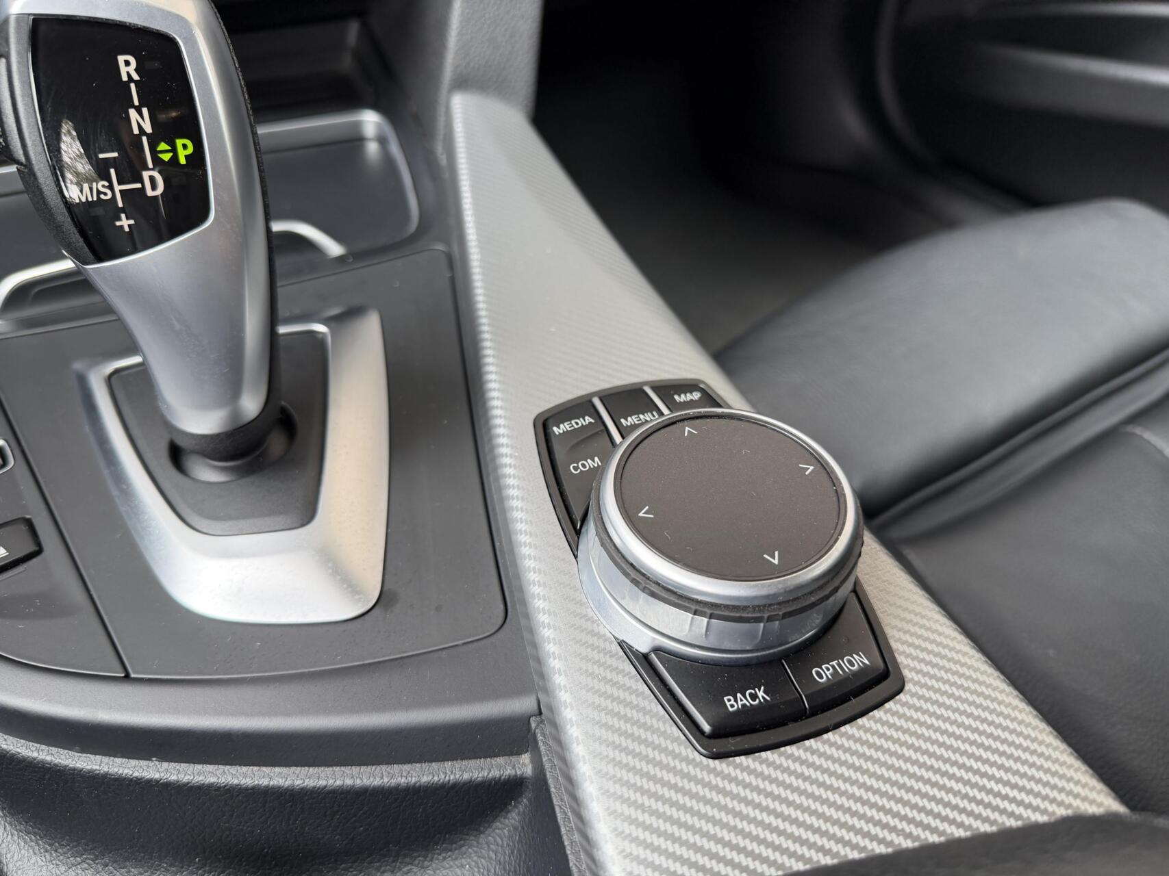Foto van BMW 330i