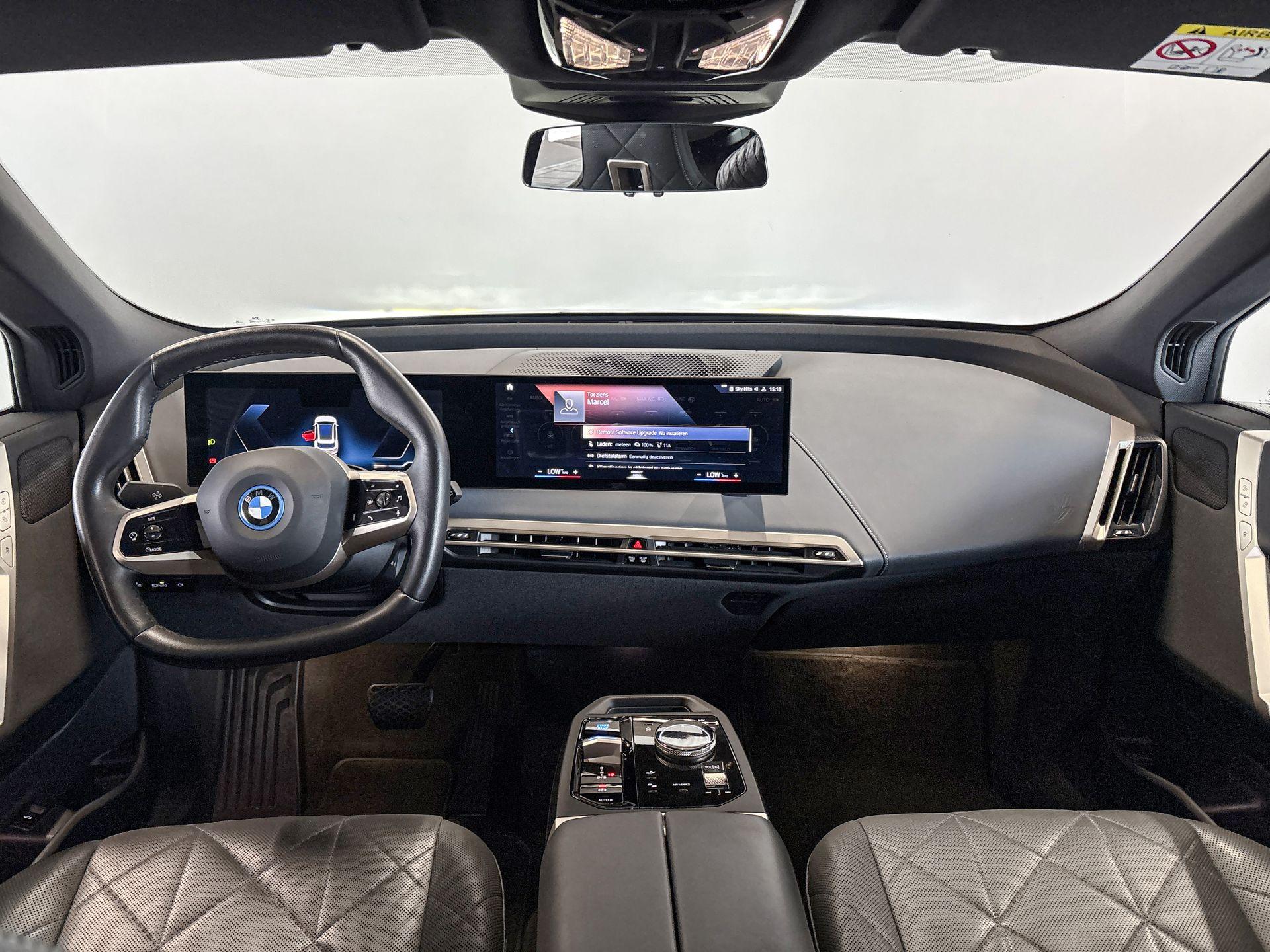 Foto van BMW Ix Xdrive40