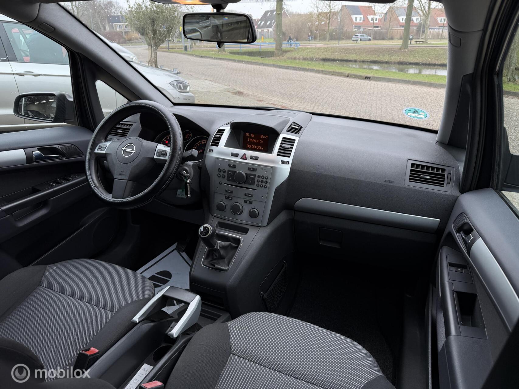 Foto van Opel Zafira