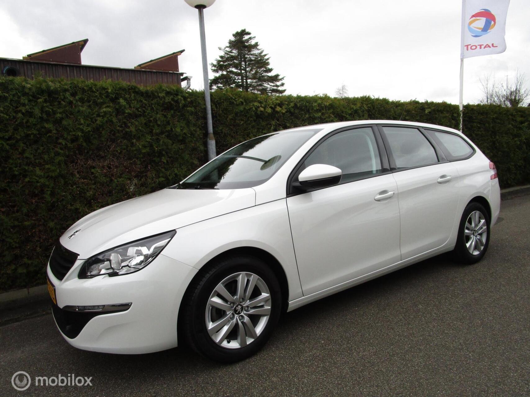 Peugeot 308 SW 1.2 PureTech Active 110 PK 2017 - voorkant