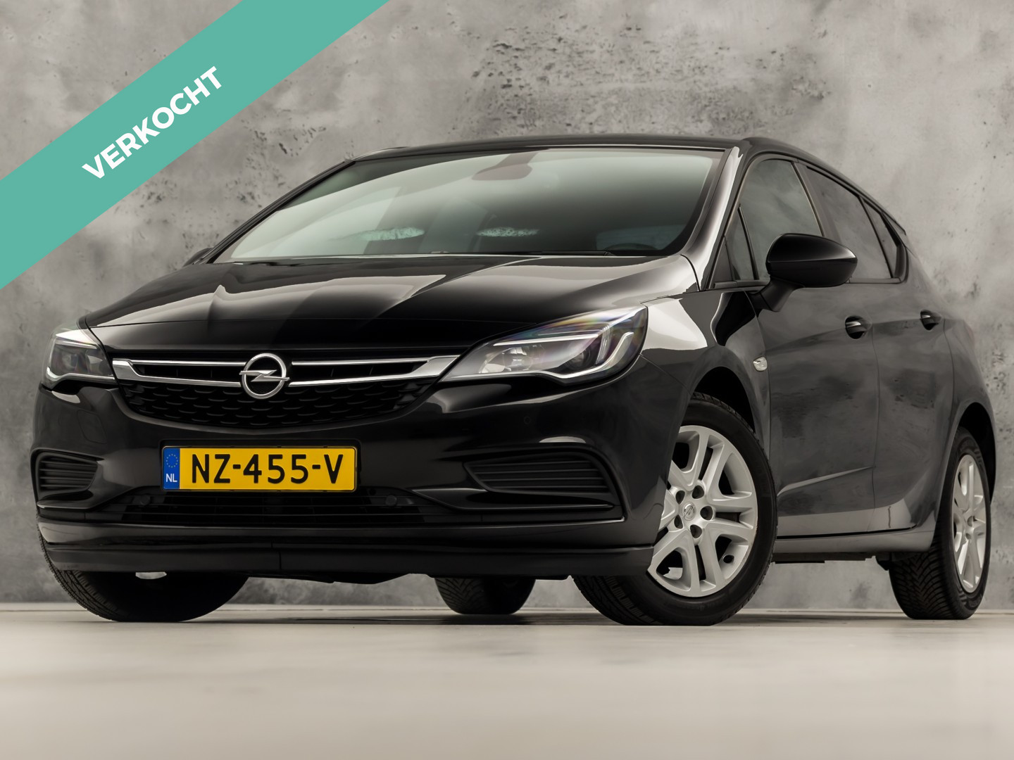 Opel Astra 1.0 Sport 2017 - voorkant
