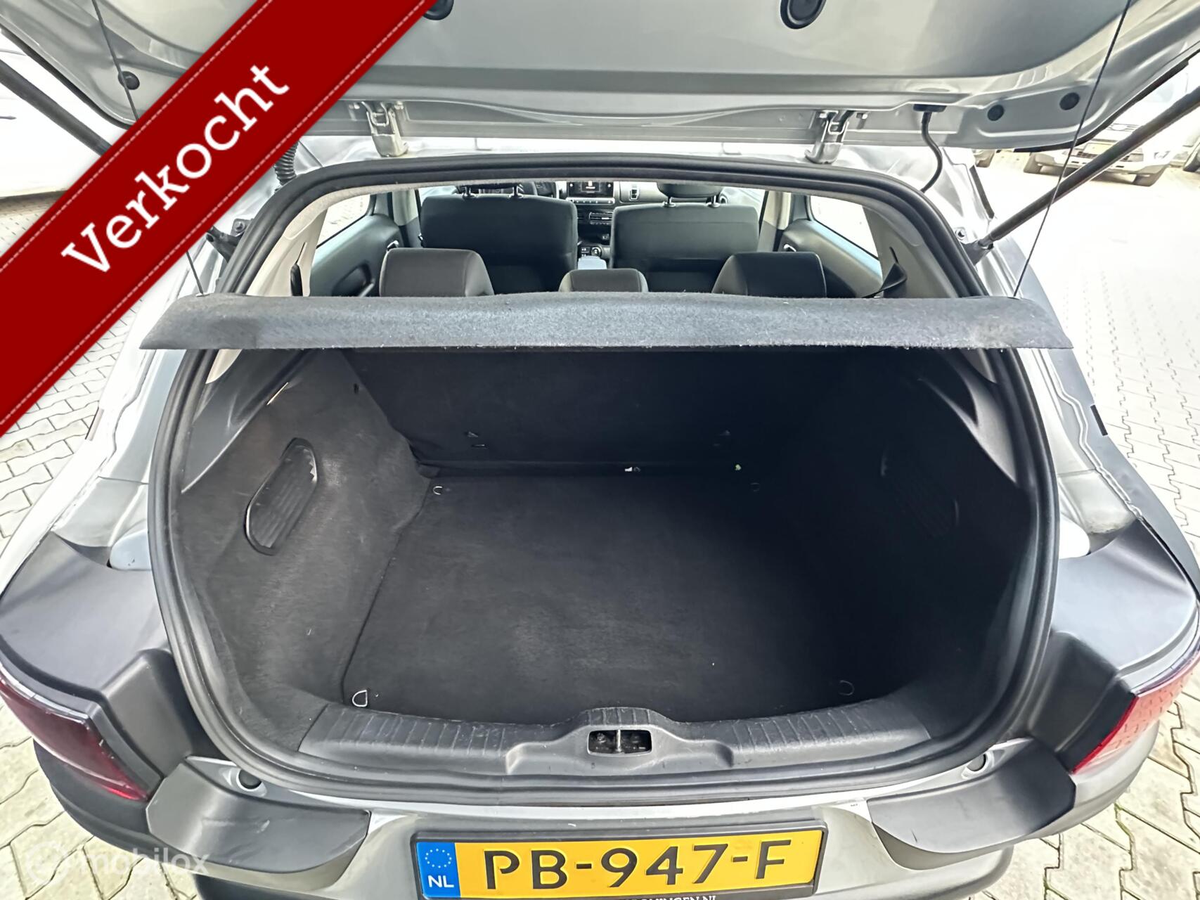 Foto van Citroen C4 Cactus