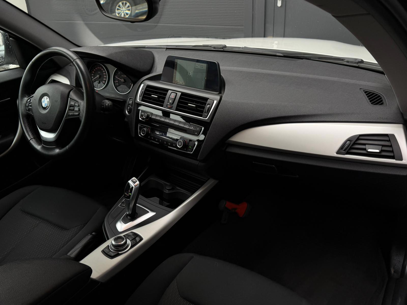 Foto van BMW 118i