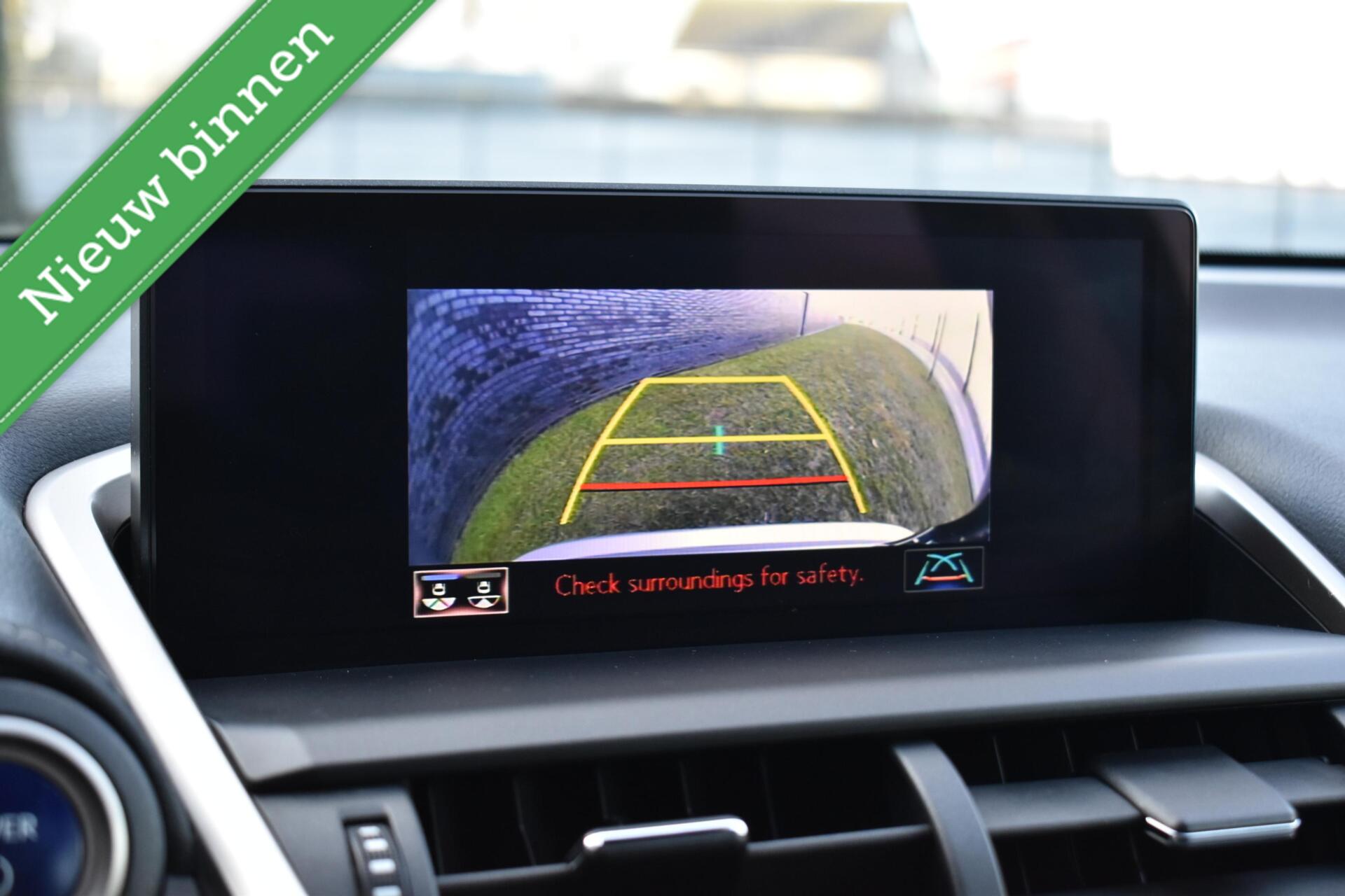 Foto van Lexus Lexus Nx300h